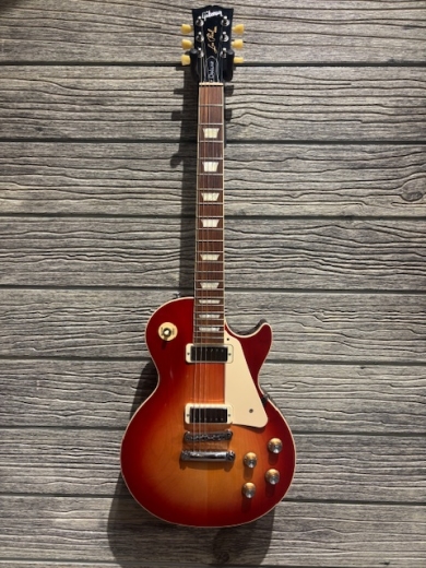 Store Special Product - GIBSON LP DELUXE 70S 70S CHERRY SUNBURST